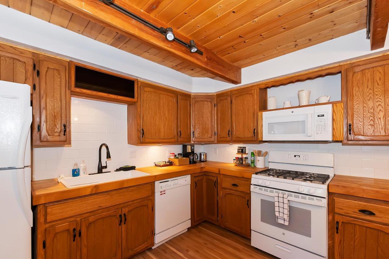 Summit Happy Cabin With Hot Tub! High Speed Ev Hookup, Close To Slopes Big Bear Lake Bagian luar foto